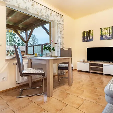 Am Federower Hofsee Kargow